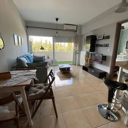 Cozy Minty-fresh Apartment *